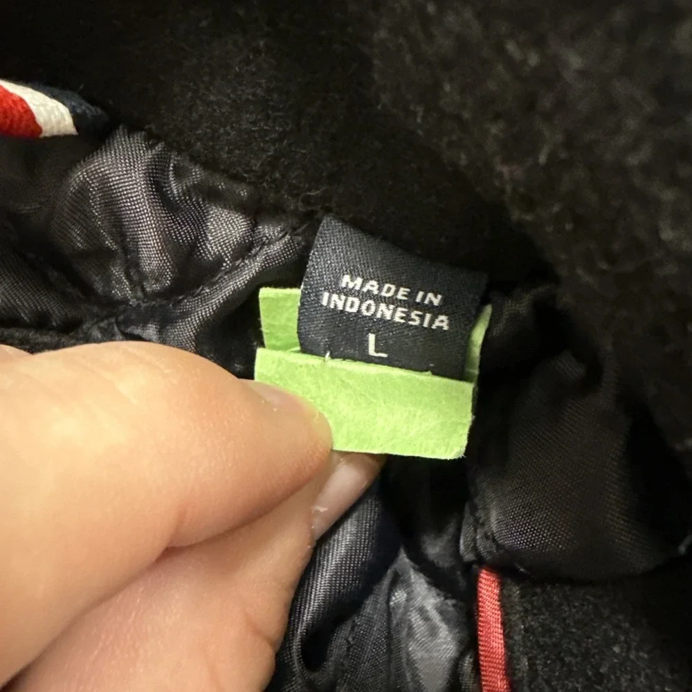 Tommy Hilfiger excellent see